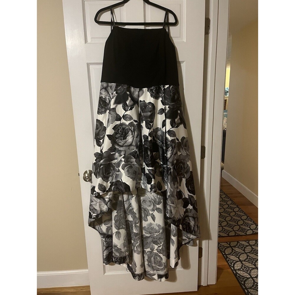 Speechless Women’s Plus Size 24 Black/White/Gray Floral Strapless High Low Maxi